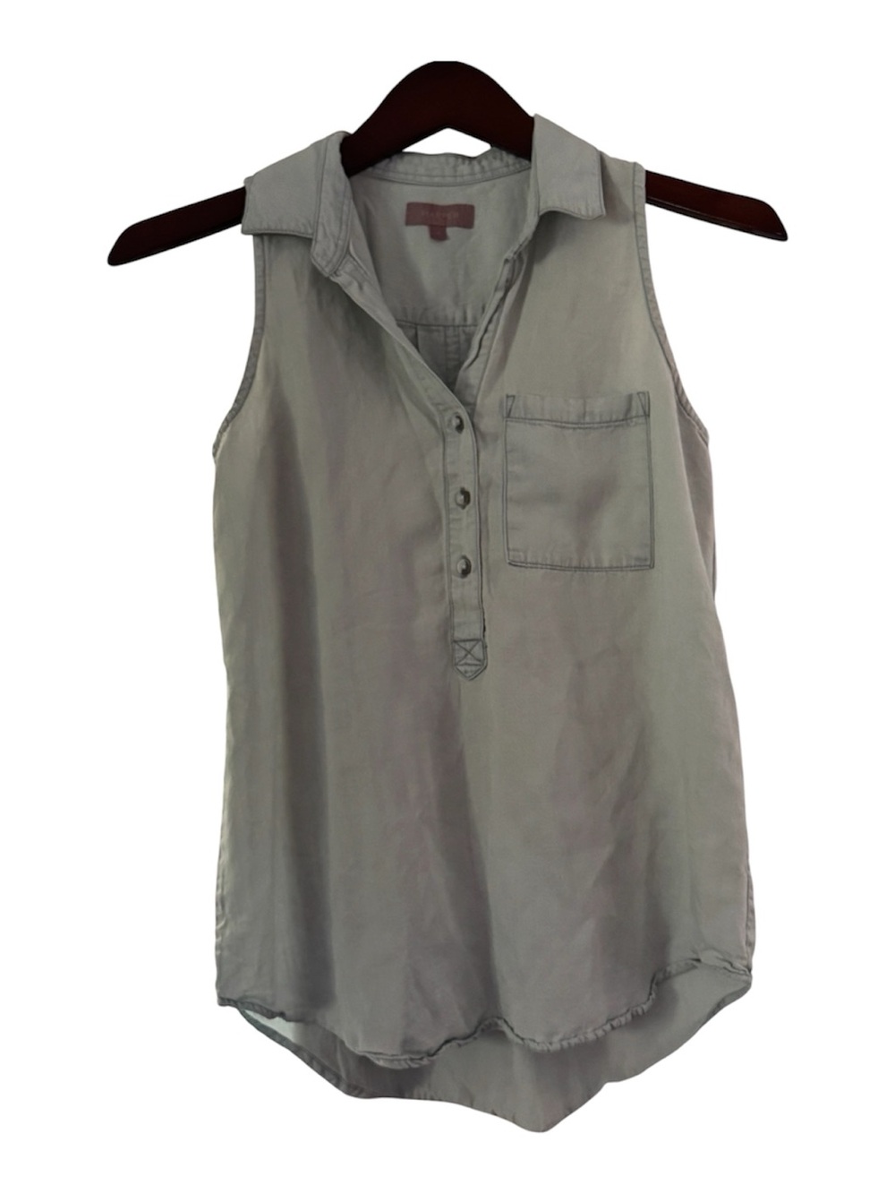 Harper Women’s Small 100% Lyocell Sleeveless Chambray Top Light Blue